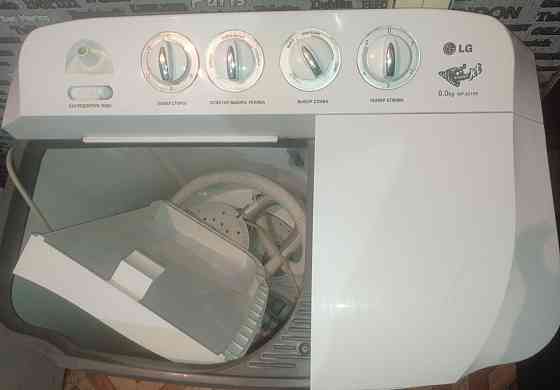 Продам б/у стиральную машинку 