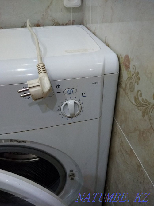 Idesit кір жуғыш машина сатылады, пайдаланылған,  Қостанай  - изображение 2