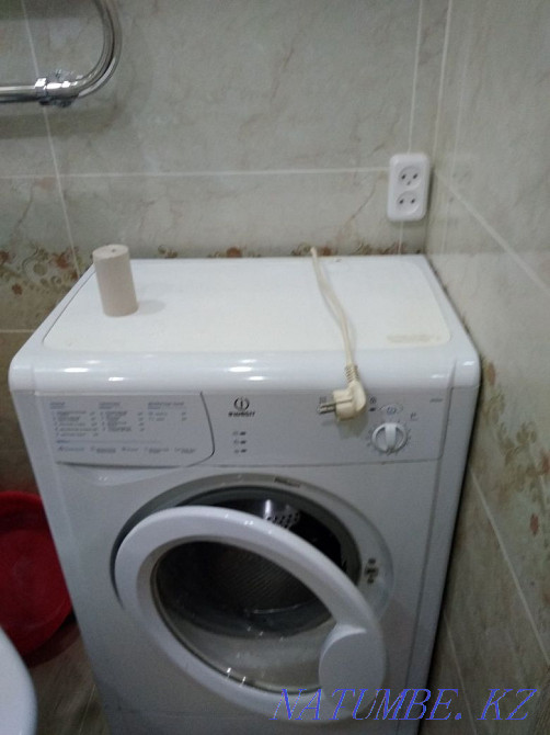 Idesit кір жуғыш машина сатылады, пайдаланылған,  Қостанай  - изображение 1