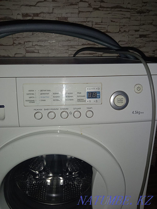 Машинка атомат в отличном состоянии  - изображение 3