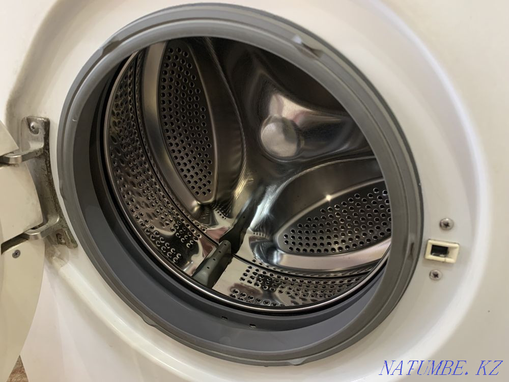 Стиральная машина lg 3,5kg Усть-Каменогорск - изображение 1