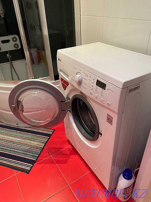 Стиральная машина LG F1068SD, 4kg Алматы - изображение 5