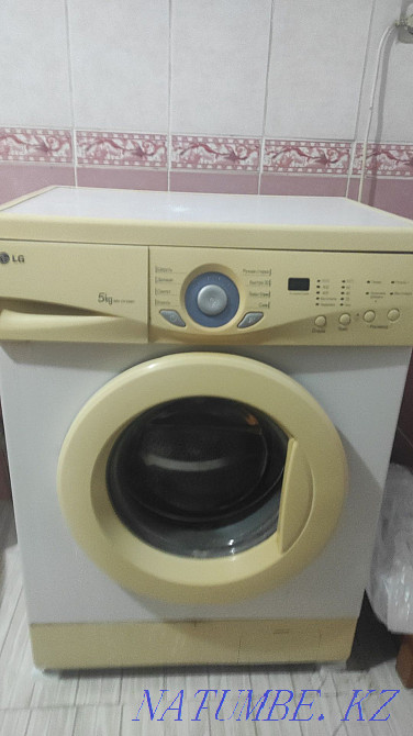 Lg 5кг стиральная машина! Возможно на запчасти.  - изображение 1