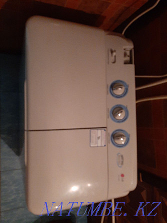 Selling a semi-automatic washing machine.  - photo 2