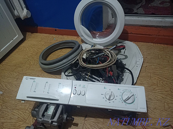 Washing machine Indesit WG1031TP spare parts everything except the drum Almaty - photo 6