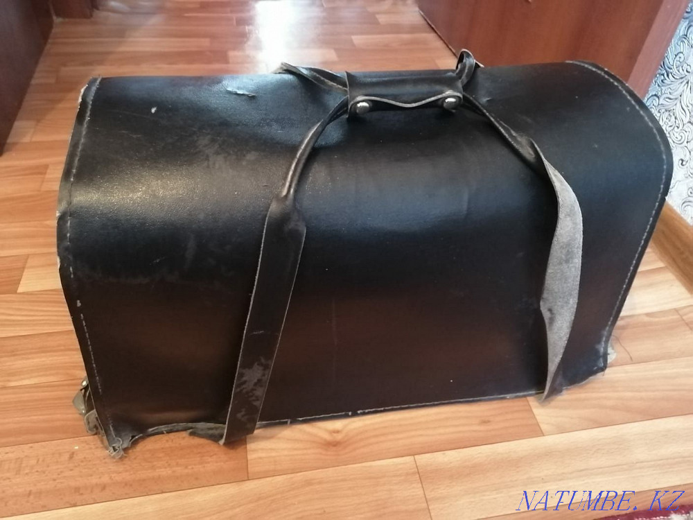 Selling a sewing machine Karagandy - photo 5