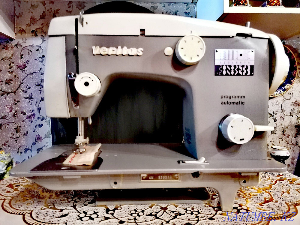 Veritas тігін машинасы. 8014/35, шкафы бар, жаңа, GDR. Шымкент - изображение 2