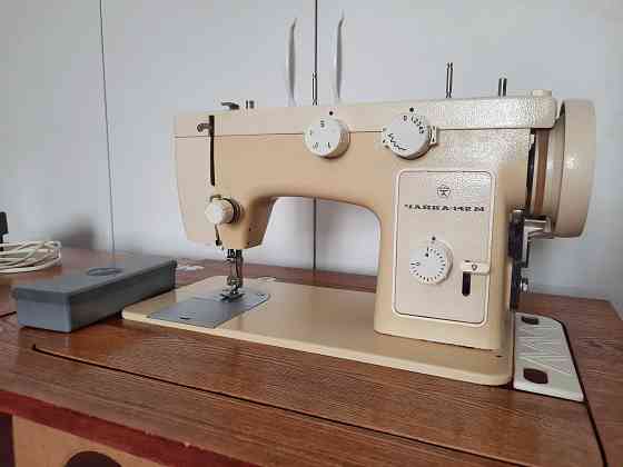 Швейная машинка "Чайка 142М" Караганда