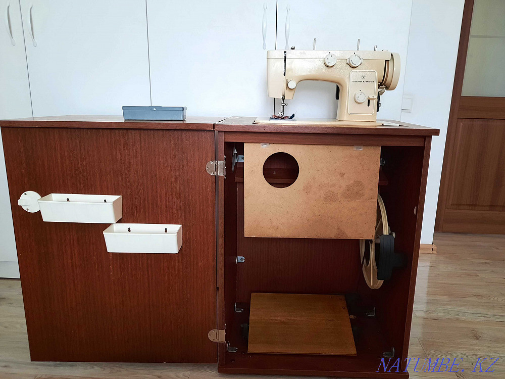 Sewing machine "Chaika 142M" Karagandy - photo 2
