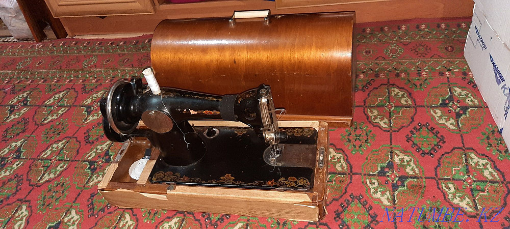Selling a sewing machine Karagandy - photo 1