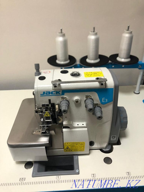 Продам Оверлок Астана - изображение 2