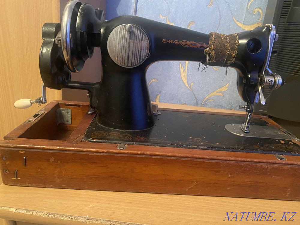 Selling a sewing machine Ekibastuz - photo 4