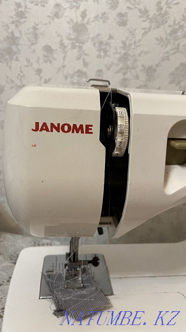 Sewing machine Aqtau - photo 2