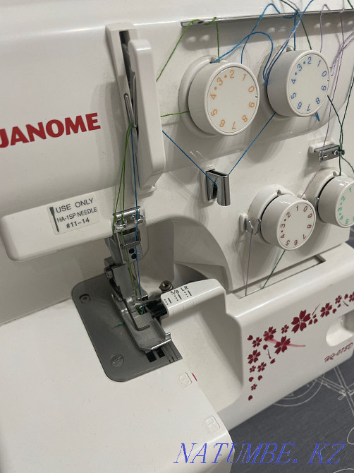 Overlock Sewing Machine Жумыскер - photo 2