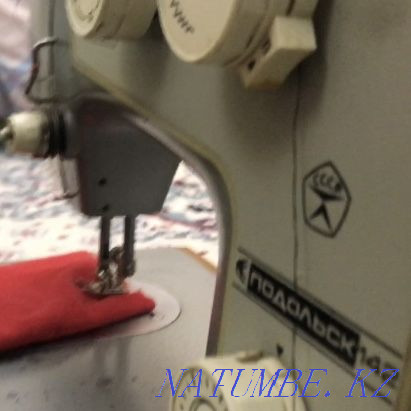 sewing machine  - photo 3