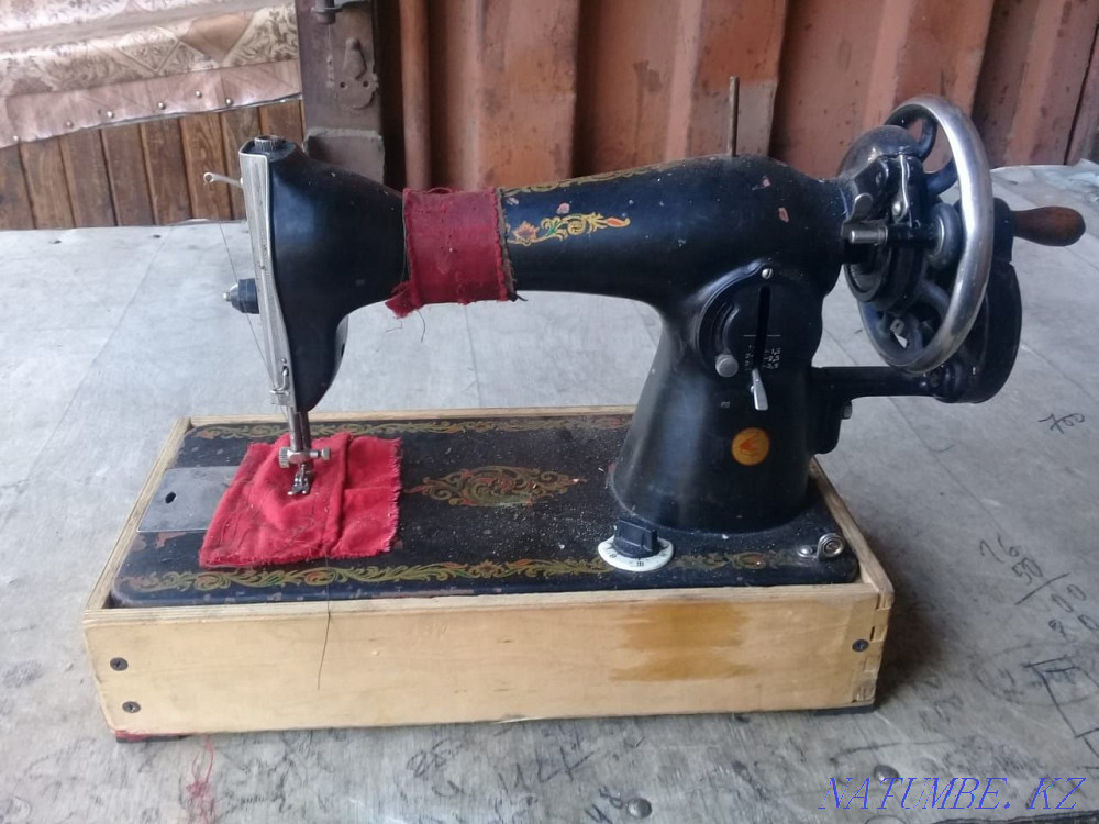 Sell sewing machines Semey - photo 1