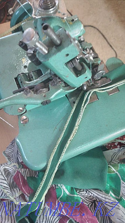 Швейная машины обверлок  - изображение 1