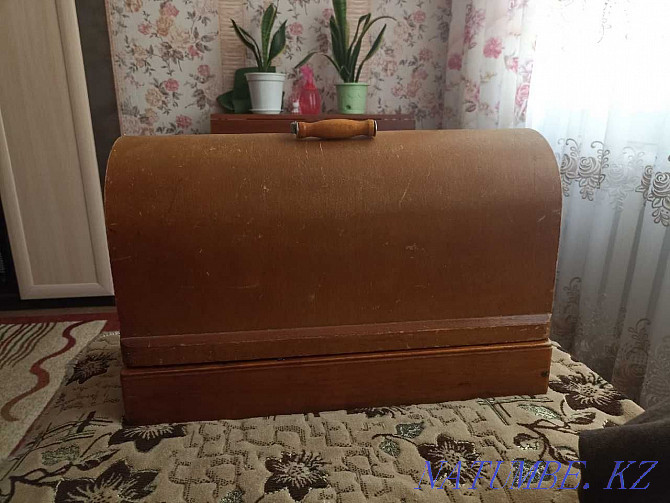 Sewing machine + case Pavlodar - photo 2