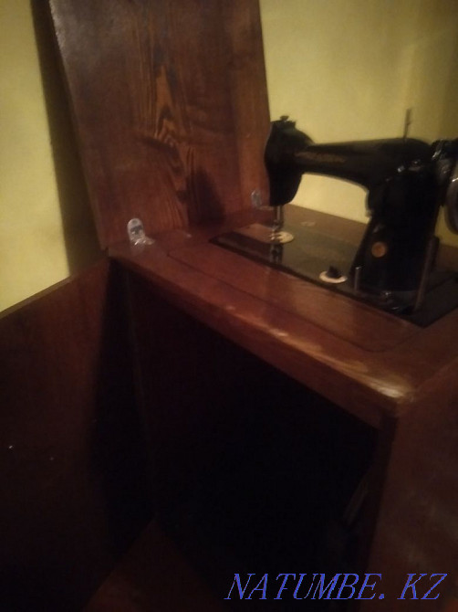 Ножная швейная машинка Шымкент - изображение 3