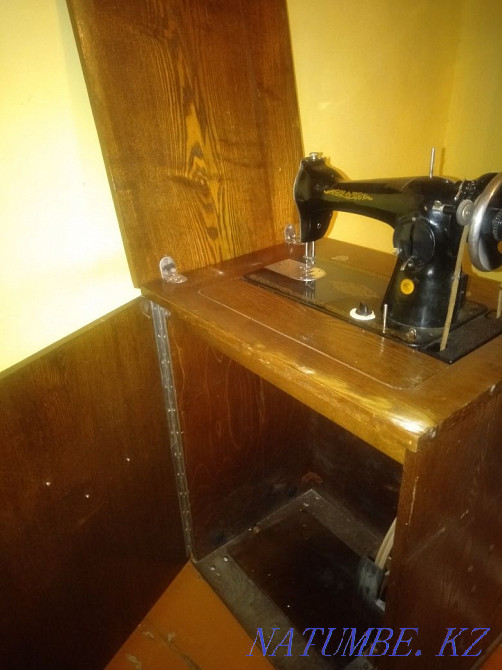 Ножная швейная машинка Шымкент - изображение 1