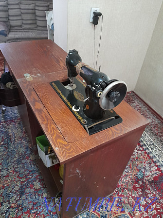 Sewing machine, curbstone Shymkent - photo 1