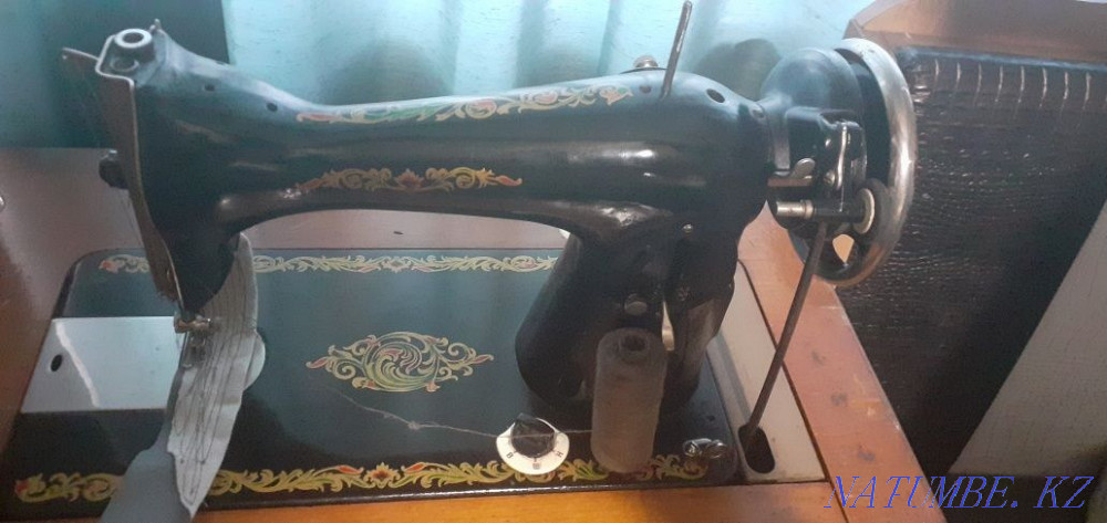 Selling a sewing machine Semey - photo 4