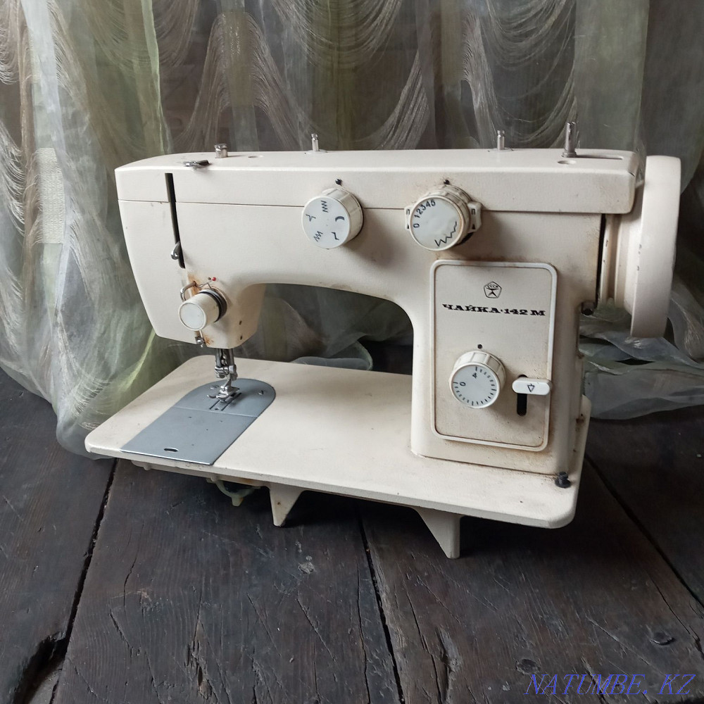 Selling a sewing machine Semey - photo 2