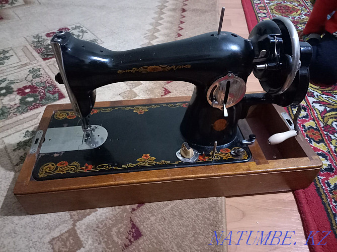 Sewing machine Podolsk Manual Taraz - photo 6