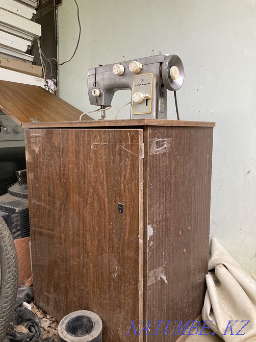 Sewing machine seagull 142 M  - photo 3