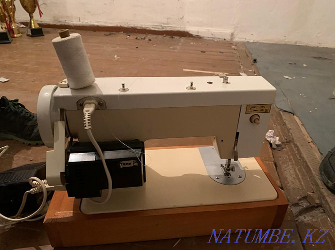 Sewing machine Chaika 134  - photo 4