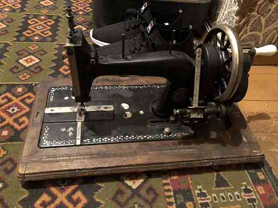 Продам советскую ручную швейную машинку  Өскемен