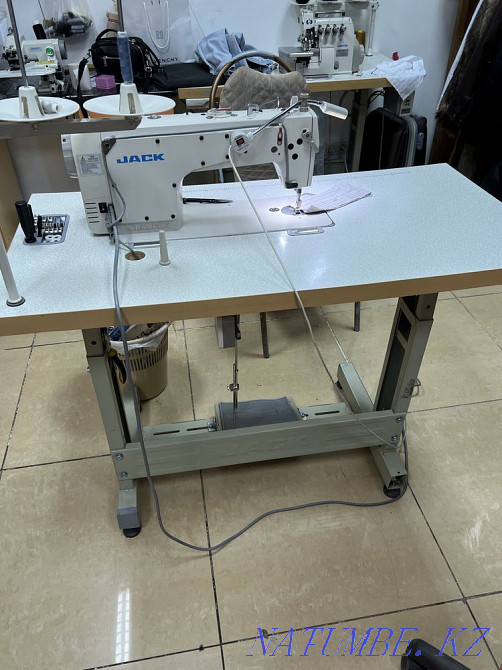 Selling a sewing machine Astana - photo 2