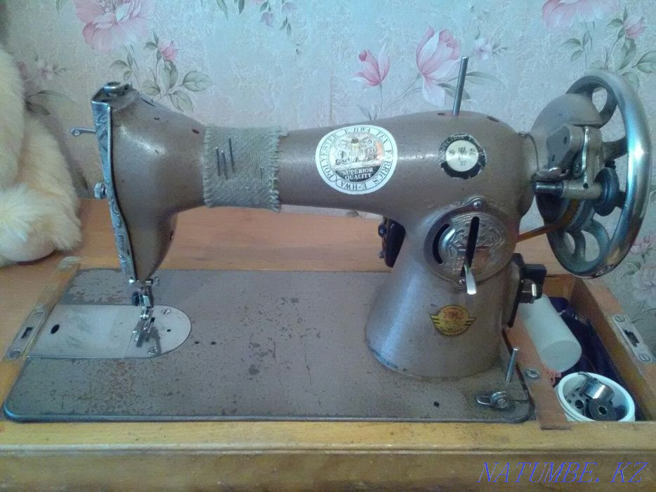 Sewing machine, Podolsk Karagandy - photo 2