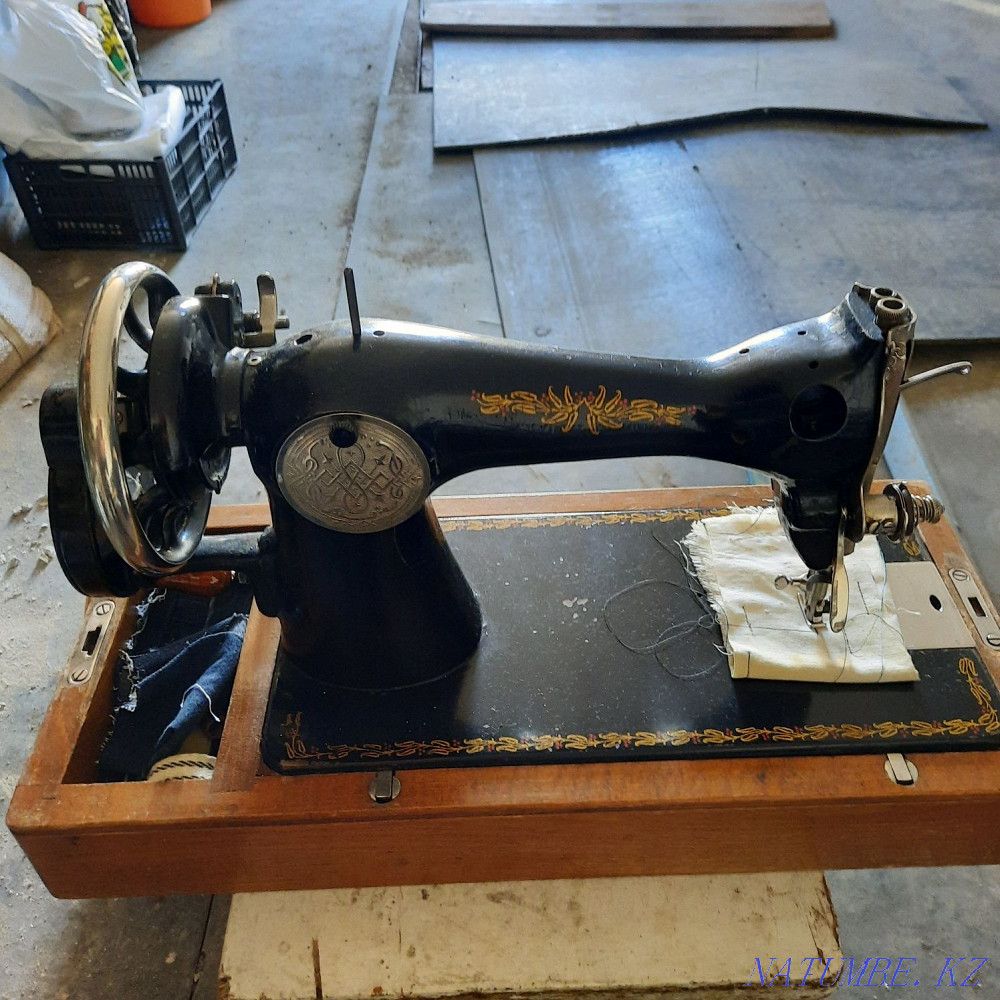 Sewing machine. Муткенова - photo 1