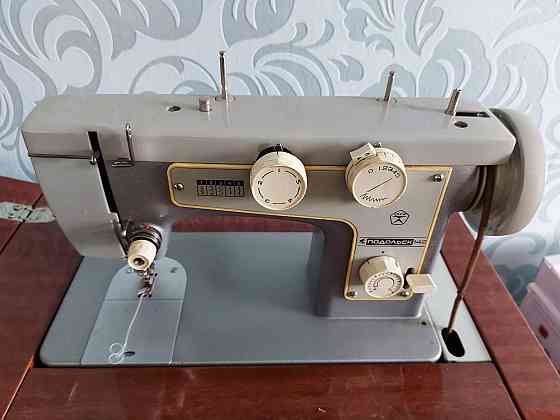 Продам ножную швейную машинку Подольск 142 Shahtinsk