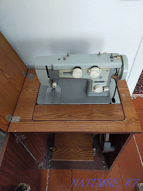 Швейная машина Подольск 142  - изображение 1