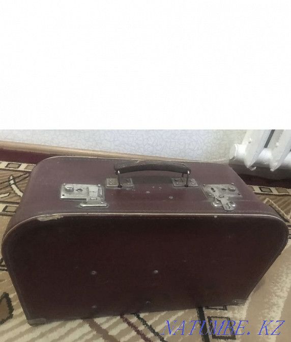 Soviet sewing machine Temirtau - photo 4