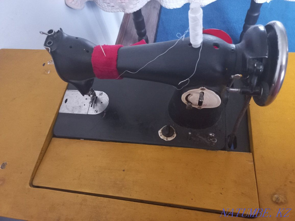 Sell Soviet sewing machine  - photo 1