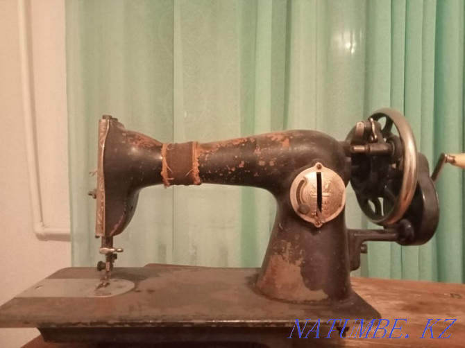 Sewing machine Karagandy - photo 1