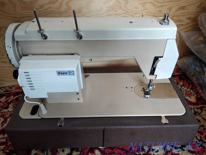 Sewing machine Radom 432 Poland Urochishche Talgarbaytuma - photo 2