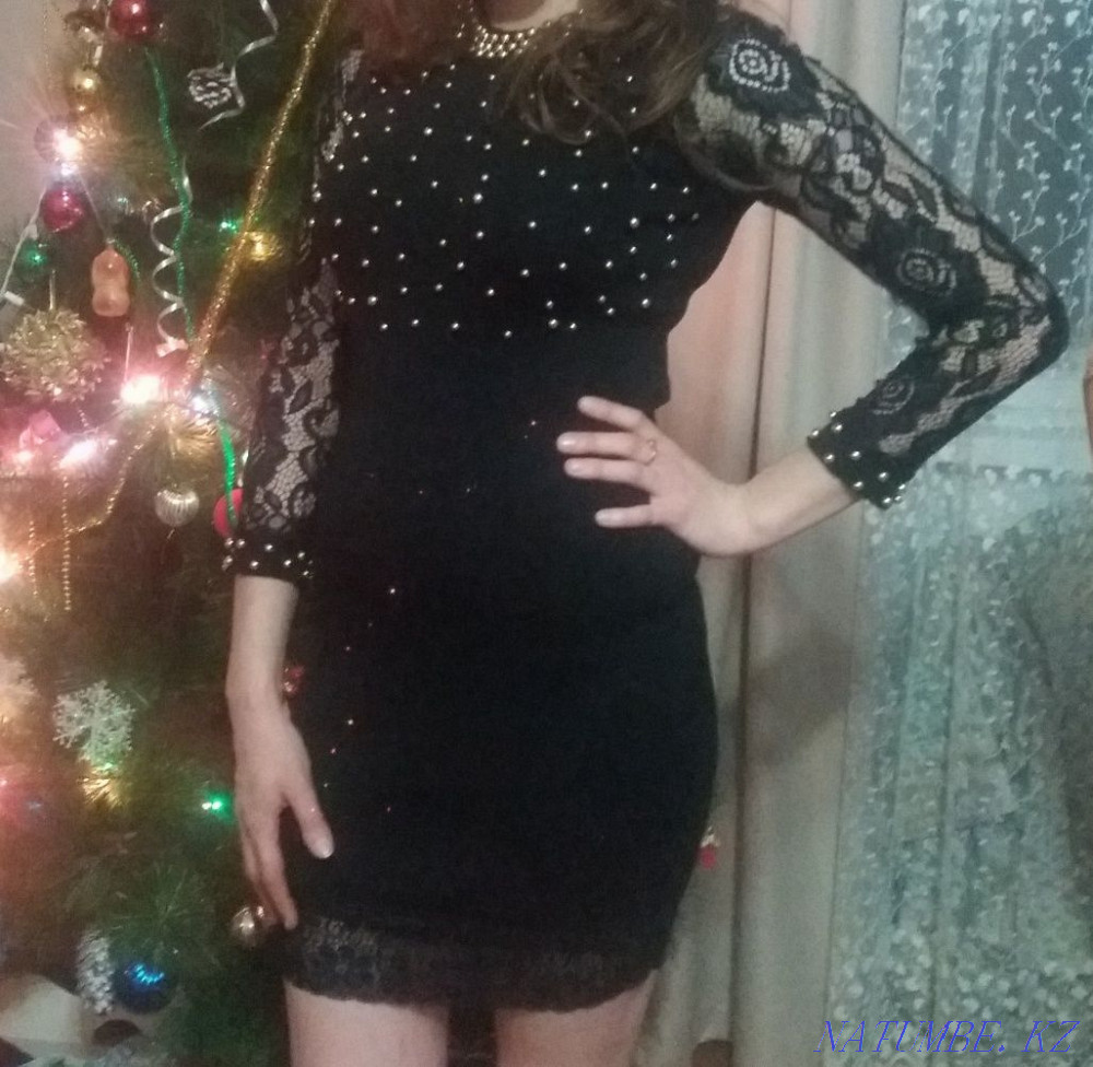 Продам платье чёрное кружево размер 44-46 Аксу - изображение 1