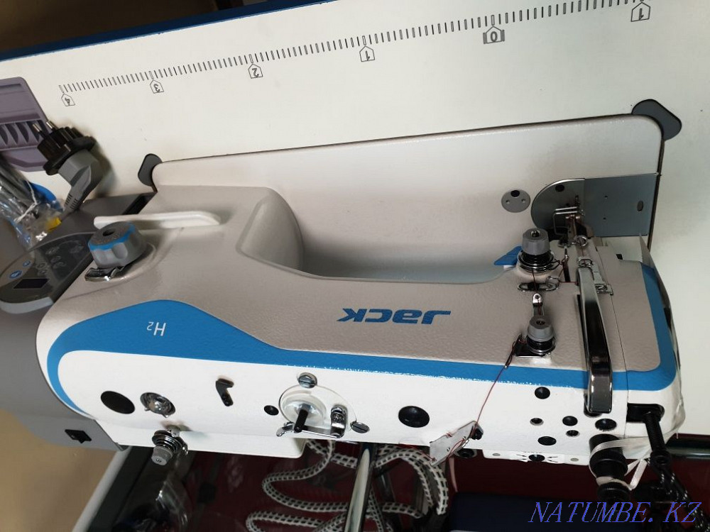 Industrial sewing machine JK-H2-Cz Astana - photo 1