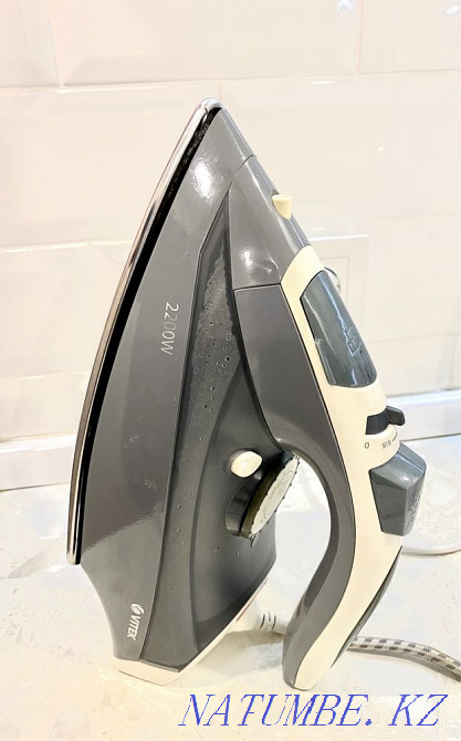 продам утюг Степногорск - изображение 1