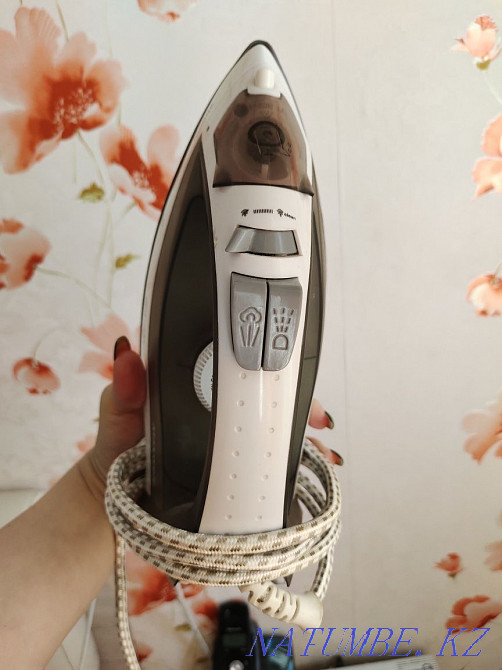утюг максвел 2000w Нуркен - изображение 3