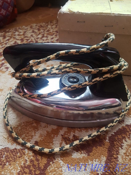 Soviet-era iron Shahtinsk - photo 3