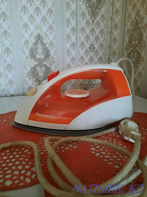 Утюг 3 тыс тенге Павлодар - изображение 1