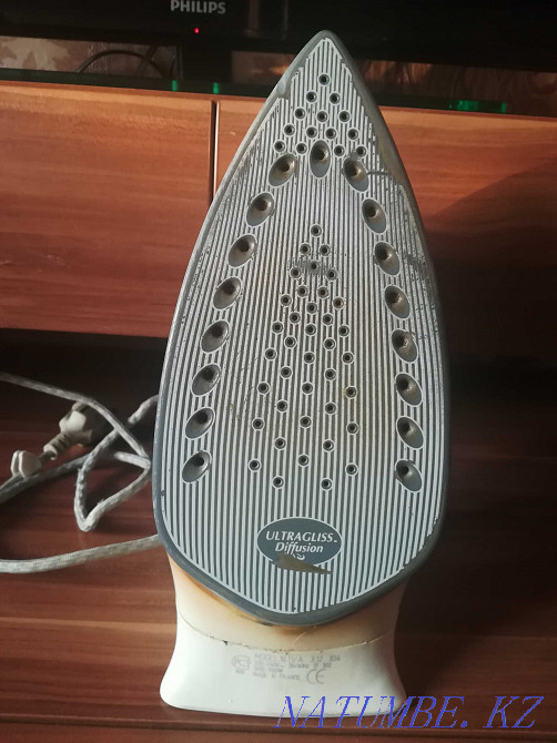 Продам утюг Tefal 1821 Avantis 95 в рабочем состоянии Алматы - изображение 2
