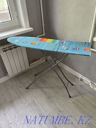 Ironing board  - photo 1