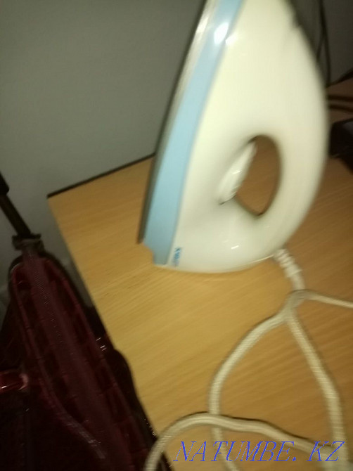 Утюг продаю. В рабочем состоянии Астана - изображение 1