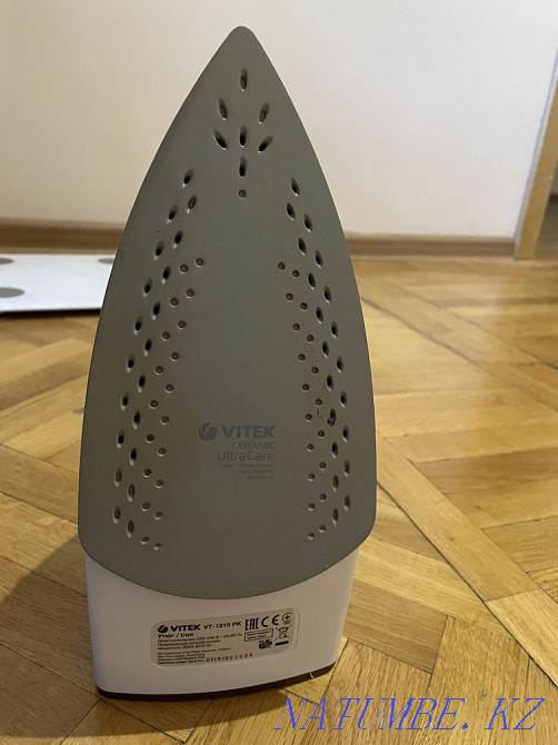 ViTEk ceramic soleplate iron in excellent condition Almaty - photo 2